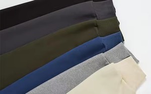 เสื้อฮู้ด350gsm ผ้าฝ้ายโอเวอร์ไซส์ทรงครอปแบบบ็อกซี่มีฮู้ดใส่ได้ทั้งชายและหญิง - Product Image 5