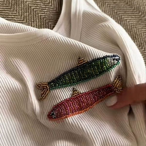 Breloque de verre à jus brodée à la main avec des perles, design élégant et tendance avec une touche fantaisie, magnifique porte-clés de luxe, style classique indien - Product Image 1