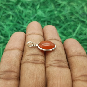 Pendentif fin en argent sterling 925 fabriqué à la main Pierre précieuse de cornaline ovale de haute qualité avec diamant à dos plat Conception de bijoux unique - Product Image 4