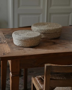 กล่องเก็บของทรงกลมทำจากหญ้าทะเล พร้อมฝาปิด งานแฮนด์เมด เป็นมิตรกับสิ่งแวดล้อม ของตกแต่งบ้านจากธรรมชาติ ขายส่งจากเวียดนาม - Product Image 3