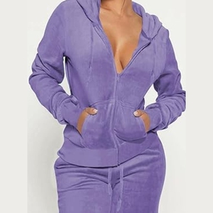 Ropa deportiva de mujer de alta calidad Moda de talla grande Chándal para correr Conjuntos de ropa deportiva impresa de secado rápido Servicio OEM - Product Image 4