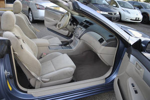 Usado para Solara SE V6 Coupe 2008 Dirección izquierda Euro IV Emisión 50001-75000 millas - Product Image 3