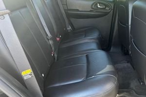 ข้อเสนอสุดพิเศษ! รถเชฟโรเลต เทรลเบลเซอร์ เอสเอส ปี 2006 พร้อมส่งมอบ - Product Image 4