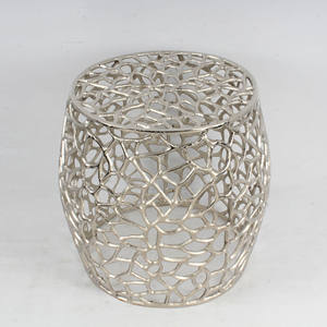 Taburete para sentarse pulido de níquel de aluminio puro Diseño simple con taburete de la mejor calidad para la decoración del hogar - Product Image 6