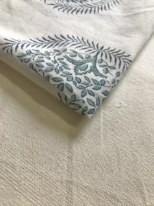 ผ้าฝ้ายพิมพ์ลายด้วยมือ ลายต้นไม้แห่งชีวิตแบบดั้งเดิมของอินเดีย โทนสีเขียวเซจและสีคราม - Product Image 5