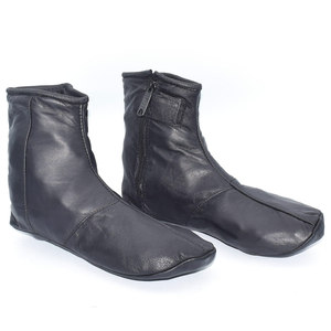 Chaussettes en cuir faites à la main dernier modèle à vendre 100% chaussettes en cuir véritable coupe-vent de haute qualité pour l'hiver - Product Image 1