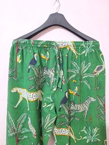 Emerald Ikat Cotton Nightwear Set <b>Green</b> Mirage Printed Pajama Set - Product Image 5