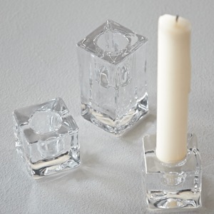 Candelabro de Metal Artístico, Centro de Mesa Decorativo Moderno y Elegante para Sala de Estar, Dormitorio y Comedor - Product Image 3