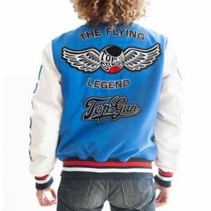 Veste Letterman brodée pour homme de haute qualité | Personnalisable avec logos, noms et numéros d'équipe - Product Image 6