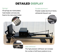 Reformer de Pilates en aluminium avec revêtement en cuir microfibre pour tonification musculaire, idéal pour studio de danse
