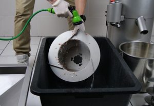 Machine à casser les œufs en acier inoxydable de qualité industrielle OVO-TECH, 150 œufs/min, usage commercial pour la restauration, boîte de vitesses - Product Image 4