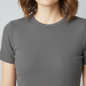 Camiseta de Secado Rápido para Mujer en Color Gris, Se Aceptan Logotipos Personalizados, Camisetas para Mujer de Primera Calidad, Anti-Pilling - Product Image 4