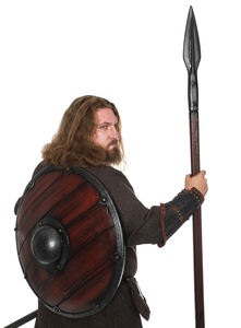 Ornements de bouclier médiéval artisanal sculpté en bois et métal, style runique nordique, qualité industrielle, OEM/ODM, 22 pouces, garantie 3 ans - Product Image 3