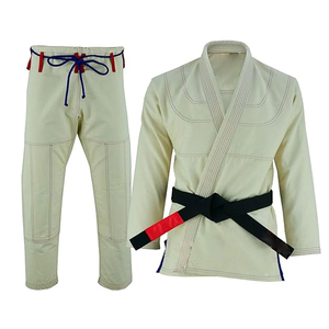 Kimono de Taekwondo unisexe confortable et tendance pour un usage quotidien, entraînement aux arts martiaux, impression personnalisée de couleur et de logo - Product Image 1