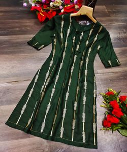 Longue coupe Kurti avec broderie travail imprimé crêpe filles indiennes portent prêt à porter pas cher bas prix en gros Surat ethnique - Product Image 6