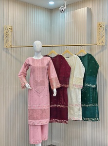 Collection formelle de luxe de Ssumaira Costumes Shalwar Kameez pakistanais et indiens sur tissu en mousseline de soie Vêtements de cérémonie - Product Image 3