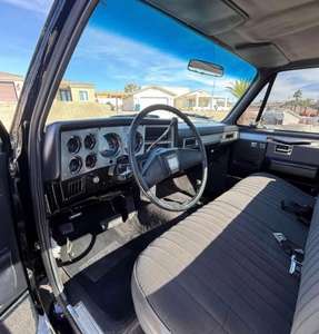 รถบรรทุกเชฟโรเลต K30 ปี 1987 เครื่องยนต์เบนซิน เกียร์ธรรมดา สภาพดีที่สุด ขาย - Product Image 3