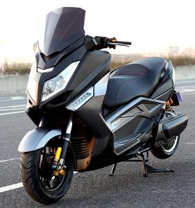 SUPER SEPTEMBRE : Moto de course abordable au style sportif - Product Image 3