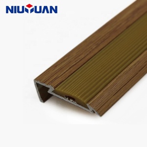 Preço de Fábrica NIUYUAN, Protetor de Degrau de Alumínio com Acabamento em Madeira, Antiderrapante com Inserto de Borracha - Product Image 2
