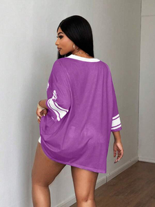 Coziest Purple Oversized Vintage Mesh Jersey con Los Angeles 26 Camiseta de fútbol con cuello en V para mujer - Product Image 5