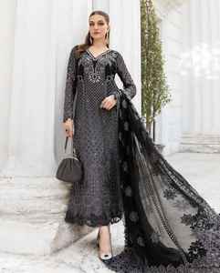El mejor vestido de mujer pakistaní con trabajo de secuencia única y hermoso bordado a mano y Dupatta a juego - Product Image 1