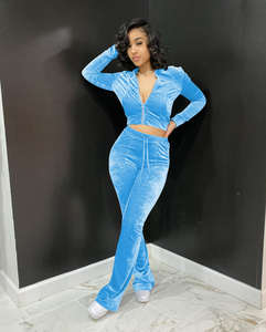 Sudadera con capucha y logotipo personalizado para mujer, pantalones de chándal, conjunto de dos piezas con bolsillos, conjunto informal a la moda de 2 piezas, ajustado - Product Image 2