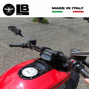 Kit Adesivo Protettivo per Serbatoio in Resina 3D Compatibile con Moto Ducati Diavel, Copertura Serbatoio Premium - Product Image 2