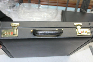 Mallette à outils maçonnique Regalia mallette de rangement en cuir matériau souple avec poches en bois dur tablier Regalia mallette maçonnique - Product Image 5