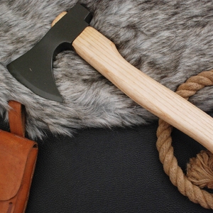 หัวขวานเหล็กคาร์บอนสูงพร้อมด้ามไม้เกรดอุตสาหกรรมเหมาะสำหรับการตัดโค่นแกนใบมีดบางโลโก้ตามสั่ง - Product Image 3