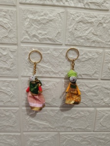 พวงกุญแจตุ๊กตาญี่ปุ่นแบบดั้งเดิมพวงกุญแจคู่รักทำด้วยมือพวงกุญแจรถหลากสีแขวนผนัง - Product Image 2