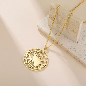 Pendentif Charme Renard Creux Plaqué Or en Argent Sterling 925 avec Moissanite, Collier Mini Fleur Vintage, Bijoux Cadeaux pour Femmes et Hommes - Product Image 2