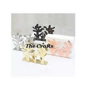 Porte-serviettes au design classique avec porte-serviettes en fer noir de qualité supérieure à un prix abordable - Product Image 3