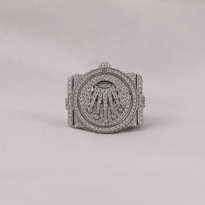 แหวนเพชรฮิปฮอปผู้ชายแบบตัดกลมหรูหรา10kt สีทองโมอิสซาไนท์พร้อมมงกุฎใหม่อินเทรนด์แหวนสไตล์ฮิปฮอป - Product Image 2