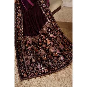 Châle en velours brodé VS-64-Léger MAROON Étole longue d'hiver pour femme - Product Image 3