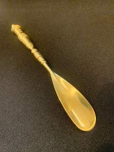 ที่โกยรองเท้าโลหะสแตนเลสคุณภาพสูงเพื่อการสวมรองเท้าที่ง่ายและสะดวกสบาย ที่โกยรองเท้าโลหะด้ามยาวสำหรับผู้สูงอายุและผู้ใหญ่ - Product Image 4