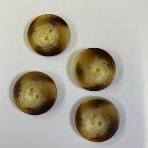 Botones de Cuerno de Búfalo Natural al por Mayor, Acabados y Coloridos para Accesorios de Ropa, Alta Calidad - Product Image 1
