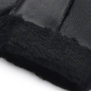 Mitones de cuero con aislamiento personalizado para actividades al aire libre de invierno hechos con cuero de vaca duradero y forro interior suave para un calor adicional - Product Image 5