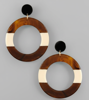 Boucles d'oreilles pendantes en résine tendance |   Boucles d'oreilles rondes légères |   Boucles d'oreilles en acrylique style écaille de tortue bicolore pour femmes