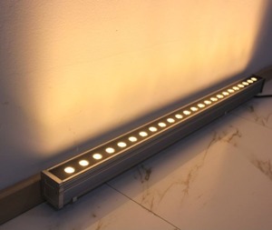 1200MM LP Mono LED Lineal Arandela de pared Luz 40W 50W 60W Fachada exterior Edificio Iluminación 1800K-6500K 230V - Product Image 1