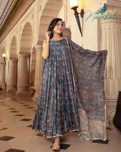 Vestido de Anarkali de fantasía de trabajo estampado Chanderi suave de último diseñador por Fab Zone - Product Image 2