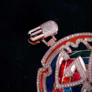 จี้เคลือบสีแบบกำหนดเอง |   มอยส์ซาไนต์ VVS |   เครื่องประดับฮิปฮอปแบบไอซ์เอาท์ |   เงินแท้ 925 |   จี้เคลือบสี - Product Image 3