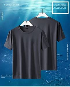 Camiseta Deportiva de Manga Corta para Hombre, de Secado Rápido, Transpirable, de Seda Helada, con Logotipo Bordado Personalizado OEM, Ajuste Holgado, para Fitness - Product Image 3