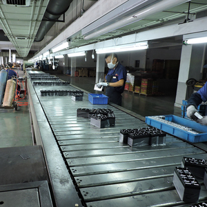 กล่องแบตเตอรี่ลิเธียมแบบพกพา 12V กันน้ำ พร้อมระบบจัดเก็บพลังงาน Lifepo4 IP65 สำหรับตั้งแคมป์ พลังงานแสงอาทิตย์ รถยนต์ และเรือ - Product Image 6