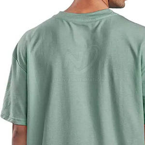 Camiseta con hombros caídos para hombre con logotipo personalizado impreso elegante para hombre - Product Image 6