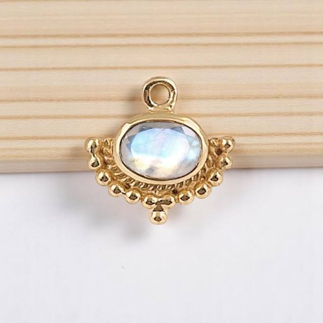 มูนสโตนสีรุ้ง