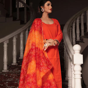 CONJUNTO DE TRAJE DE ALGODÓN NARANJA BLOOM Estampado naranja Kurti Pant Dupatta Vestidos casuales Cintura natural hecha - Product Image 1