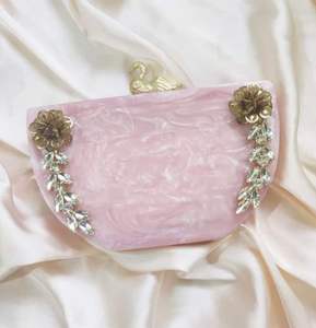 Bolso de mano de madera y resina de diseñador hecho a mano para mujer, bolso de mano de resina de diseñador hecho a mano y bolsos de mujer al mejor precio - Product Image 6