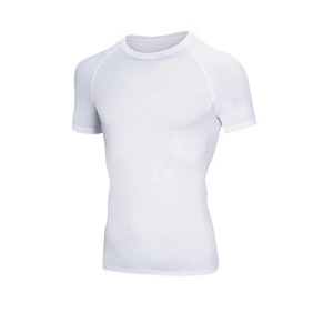 Ensemble de t-shirt et short de sport d'été respirant et anti-transpiration, 2 pièces, léger, à séchage rapide, personnalisable pour homme - Product Image 3