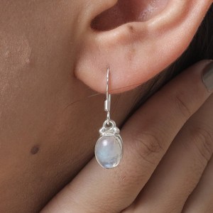 925 Sterling Silver Handmade Ova Drop Boucles d'oreilles pour les femmes Transparent Rainbow Moonstone Lunette Setting Daily Wear Dangle Dangle - Product Image 3