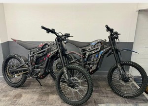 มอเตอร์ไซค์ไฟฟ้า New Talaria Sting R 72v PRO - ความเร็วสูงสุด <40 กม./ชม. พร้อมบริการจัดส่งถึงบ้าน! - Product Image 2